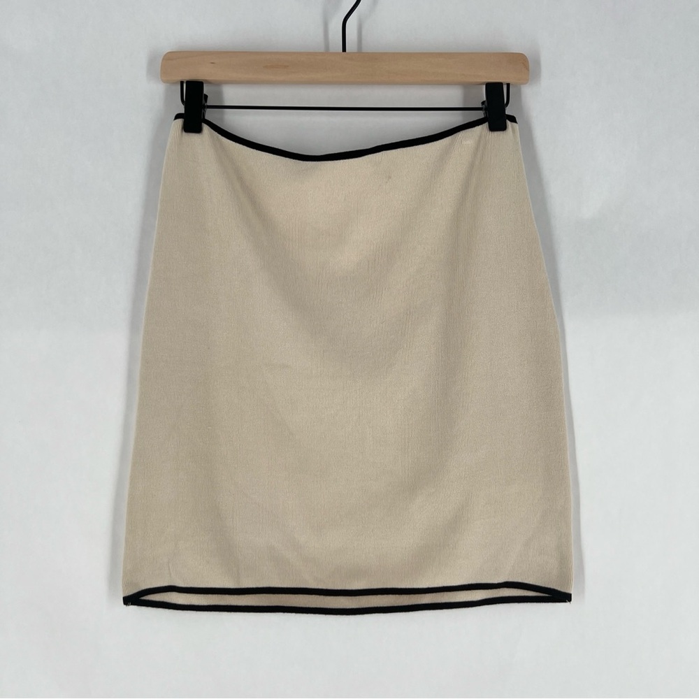 Mable Cream‎ Skirt Black Trim Stretch Ribbed Knit Mini High Rise Size L
